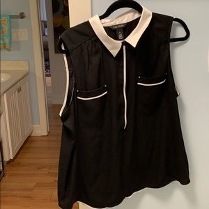 Sleeveless top, size XL